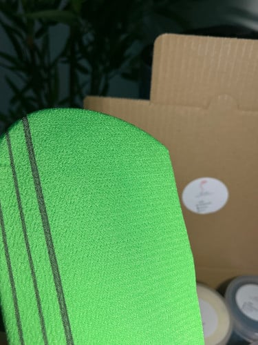 الليفه الكوريه لتقشير الجسم -لون عشوائي