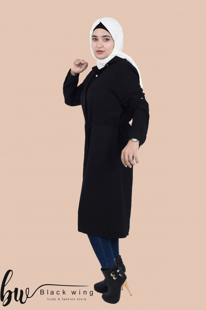 أسود