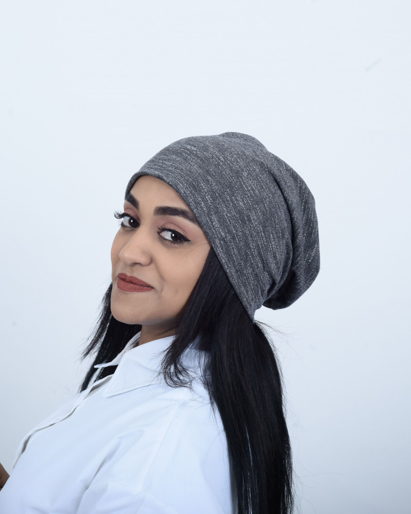 أسود مخطط