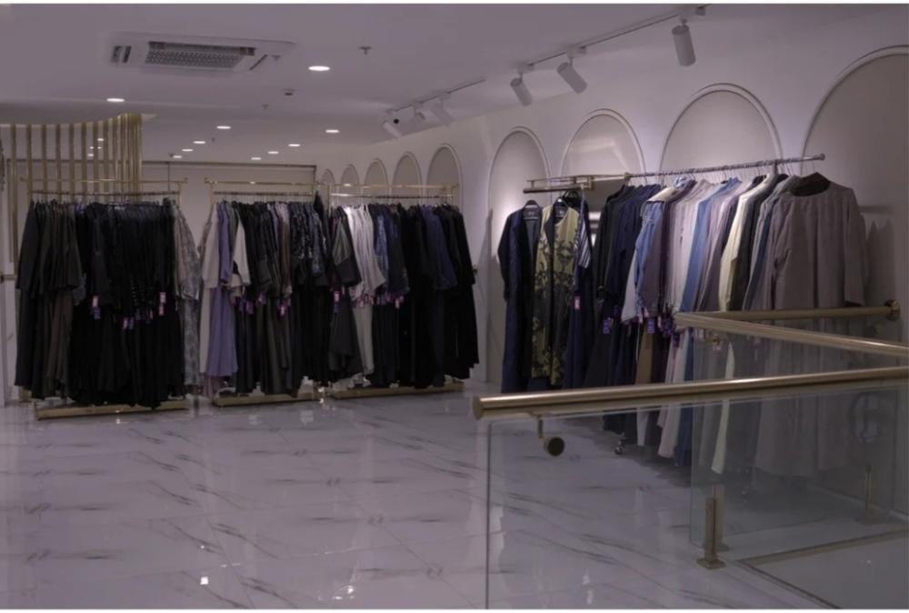 دليلك لأفضل متجر عبايات في السعودية