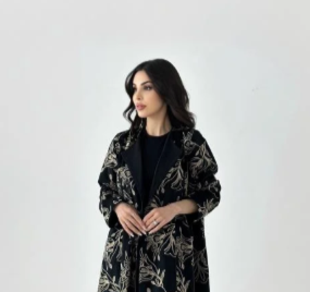 أفضل متجر عبايات في السعودية | عبايات شتوية من سديم للعبايات