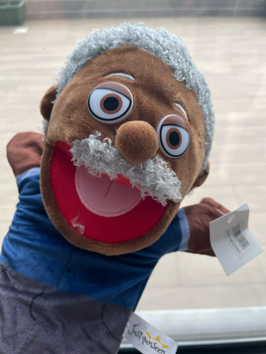 دمية يد الجد حسّان