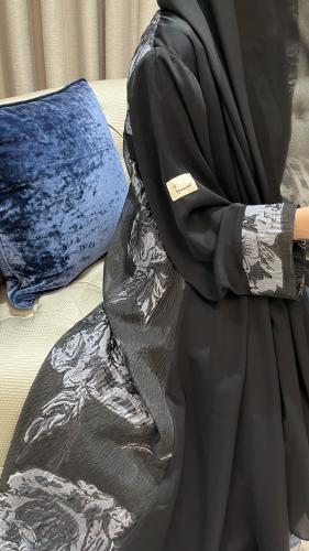 عباية ورد