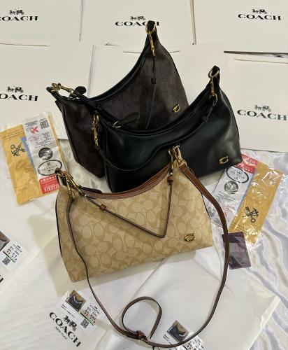 شنطة كوتش COACH
