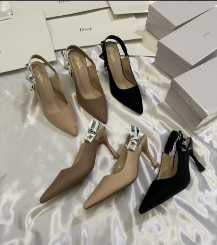 DIOR