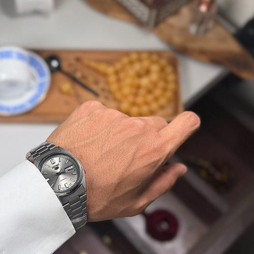 ساعة سيكو seiko