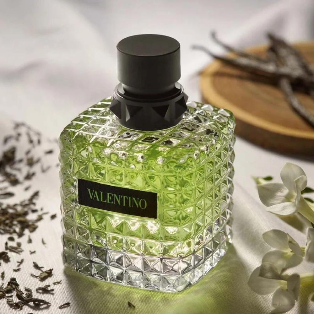 عطر دونا بورن إن روما جرين سترافاجانزا من فالنتينو او دو بارفيوم 50مل