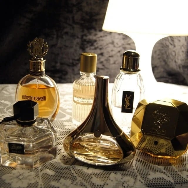 عطورات قديمه