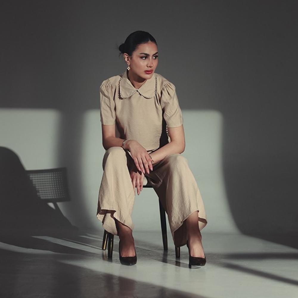 إطلالة المدينة: أناقة وحيوية في كل لحظة