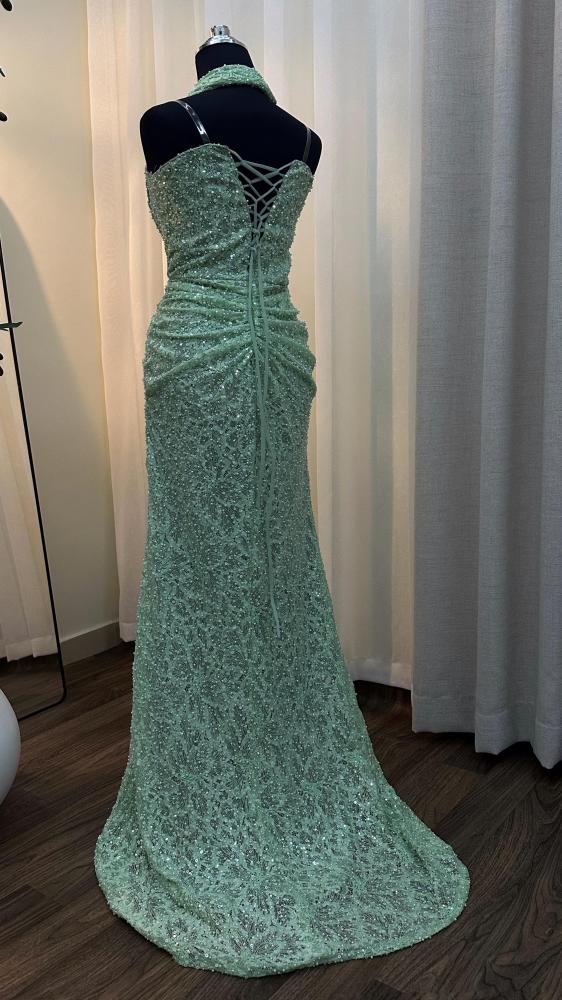 فستان سهره نسائي مطرز خرز لون تفاحي غامق