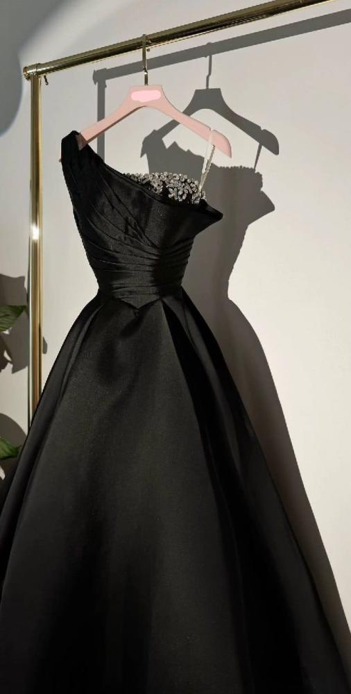 فستان سهره نسائي تفته تطريز لون اسود