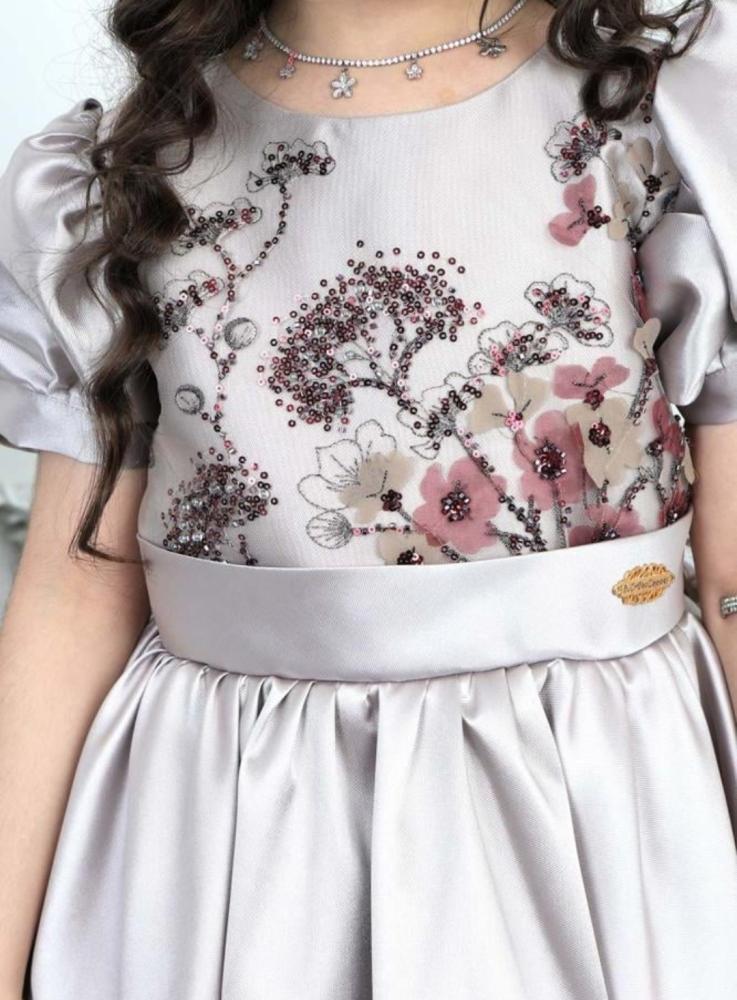 فستان سهره بناتي تفته ميكادو لون لحمي