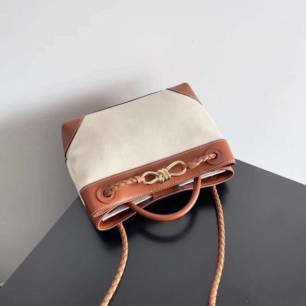 بوتيقا Small andiamo مقاس25cm