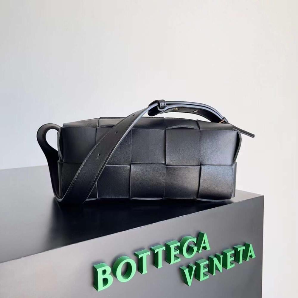 بوتيقا Lntreccio مقاس 23.5cm