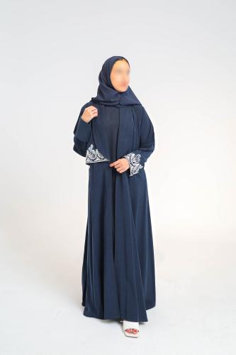 عبايه كريب مغسول بتطريز جميل