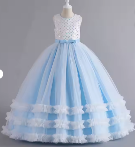 فستان الاميرات الصغيرات