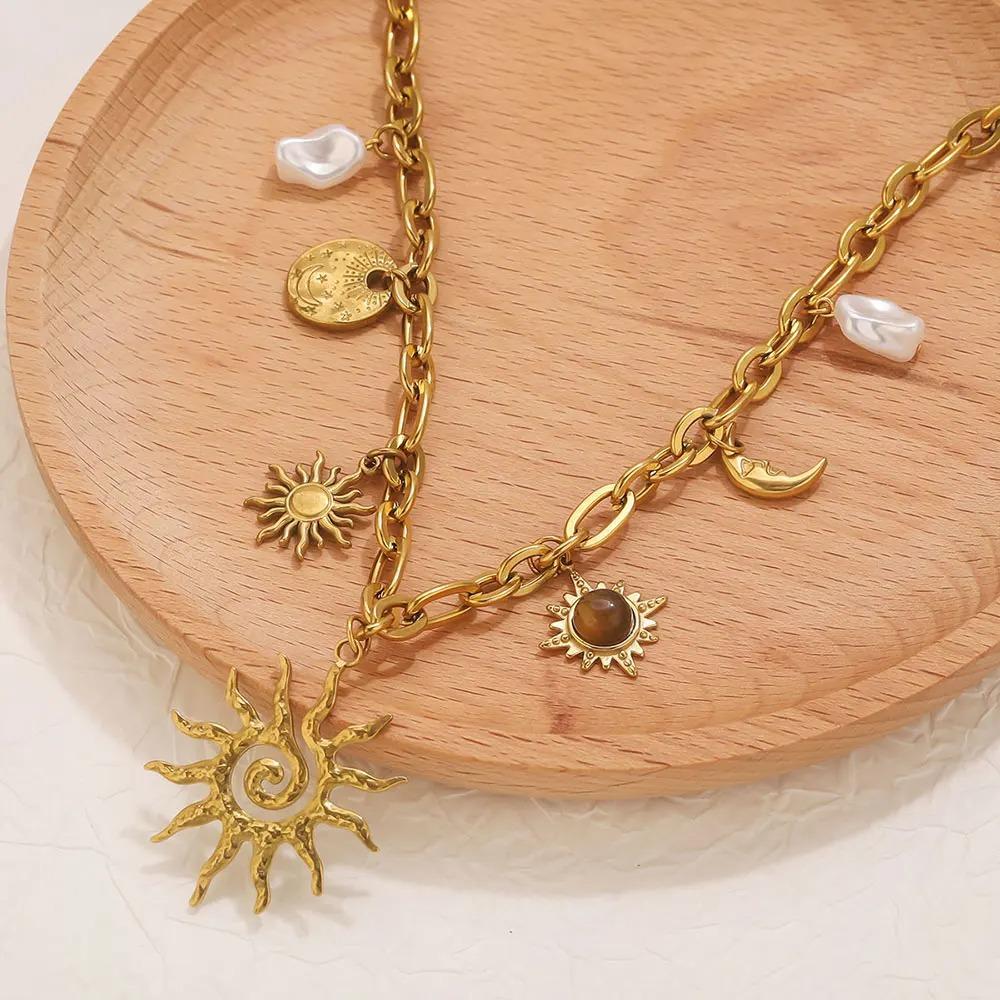 قلادة الشمس العصرية