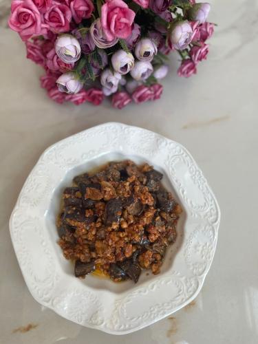 مكدوس باذنجان قطع