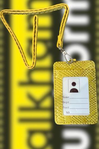 Card holder / حامل بطاقة