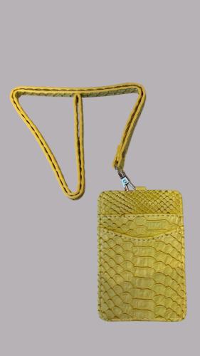 Card holder / حامل بطاقة