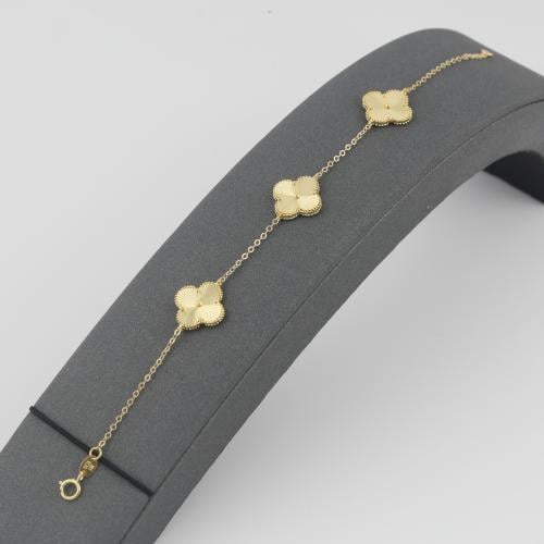 اسوارة ذهب ثلاث ازهار عيار 18
