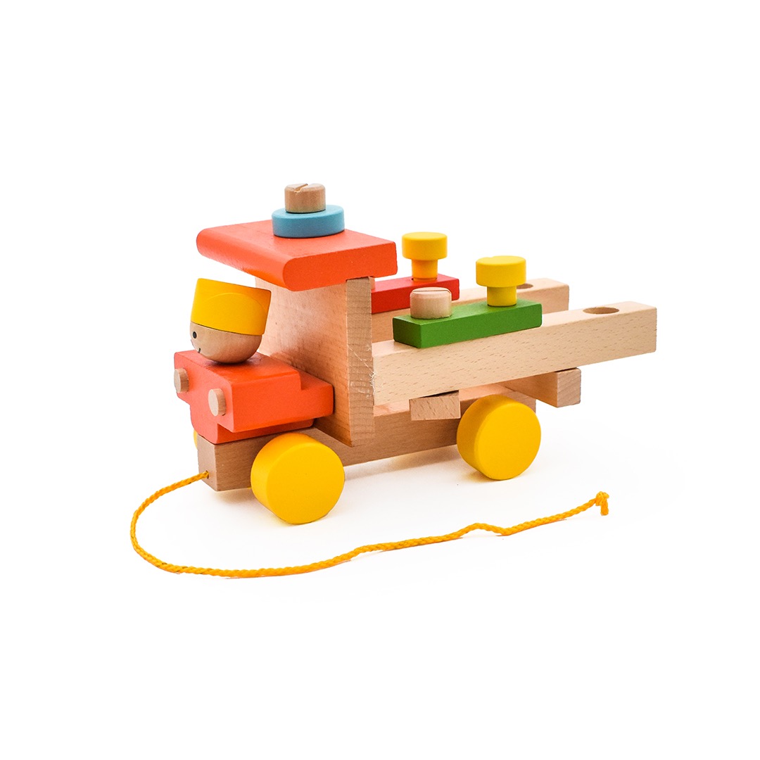 قطار خشبي تركيب