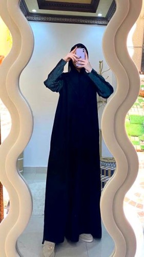 عباية سوداء كتان