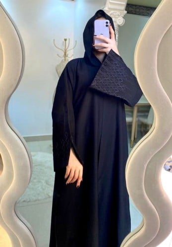 عباية سوداء كتان