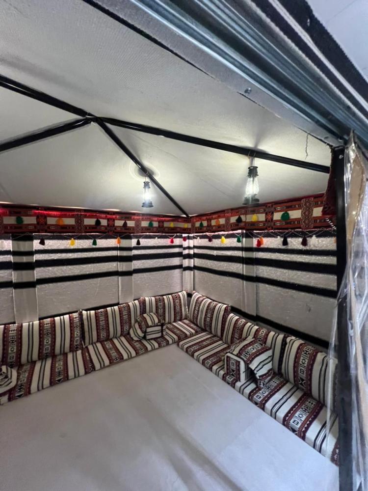 بيت شعر ثابت صافي