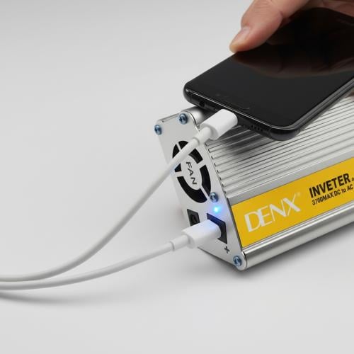 محول طاقة 2000 واط 12 فولت إلى 220 فولت مزود بمنفذ USB