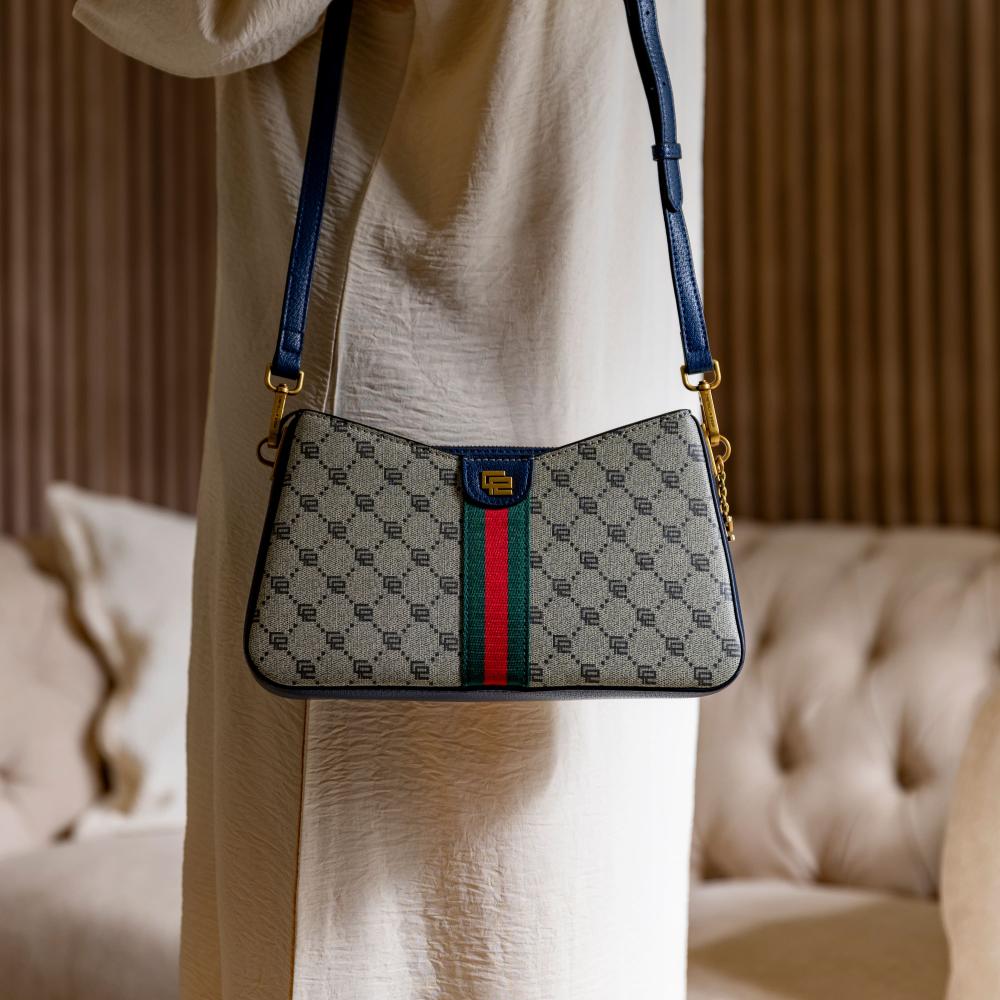 شنطة يومية بالوان مختلفة