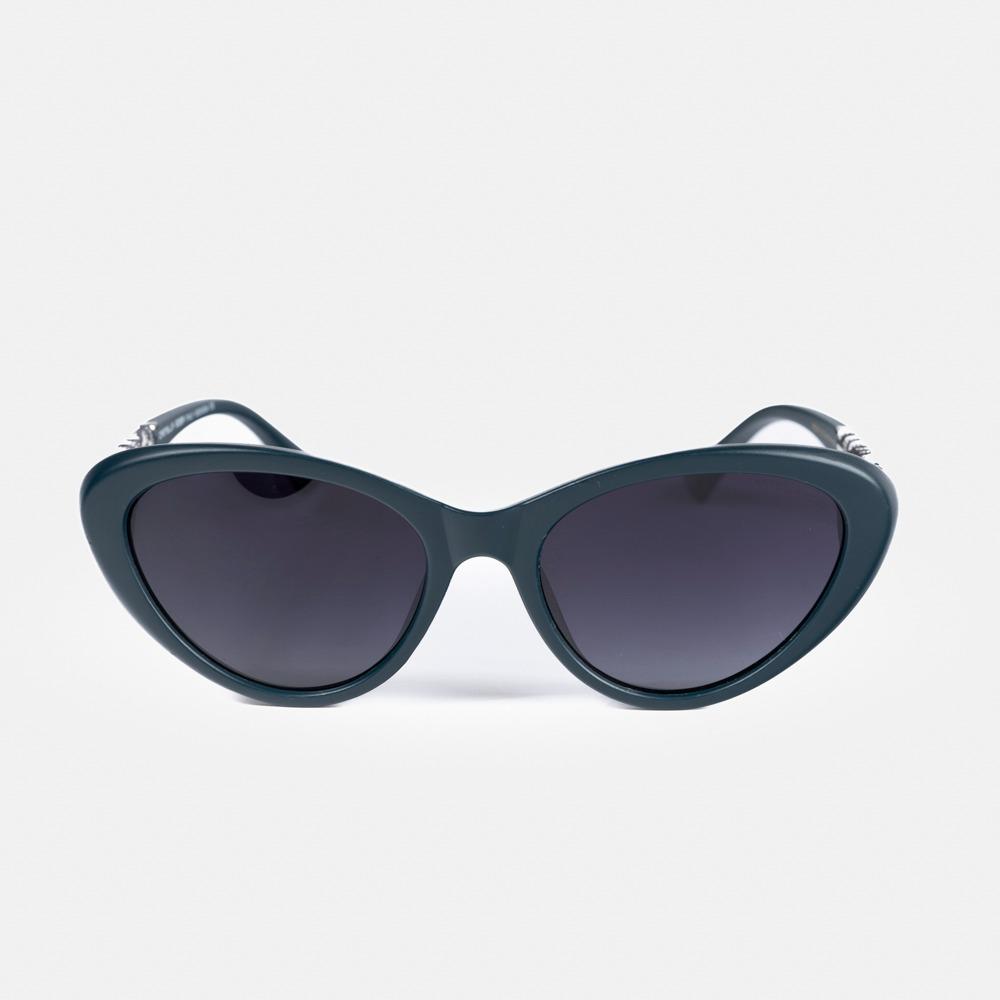 نظارة باللون التركوازي الغامق