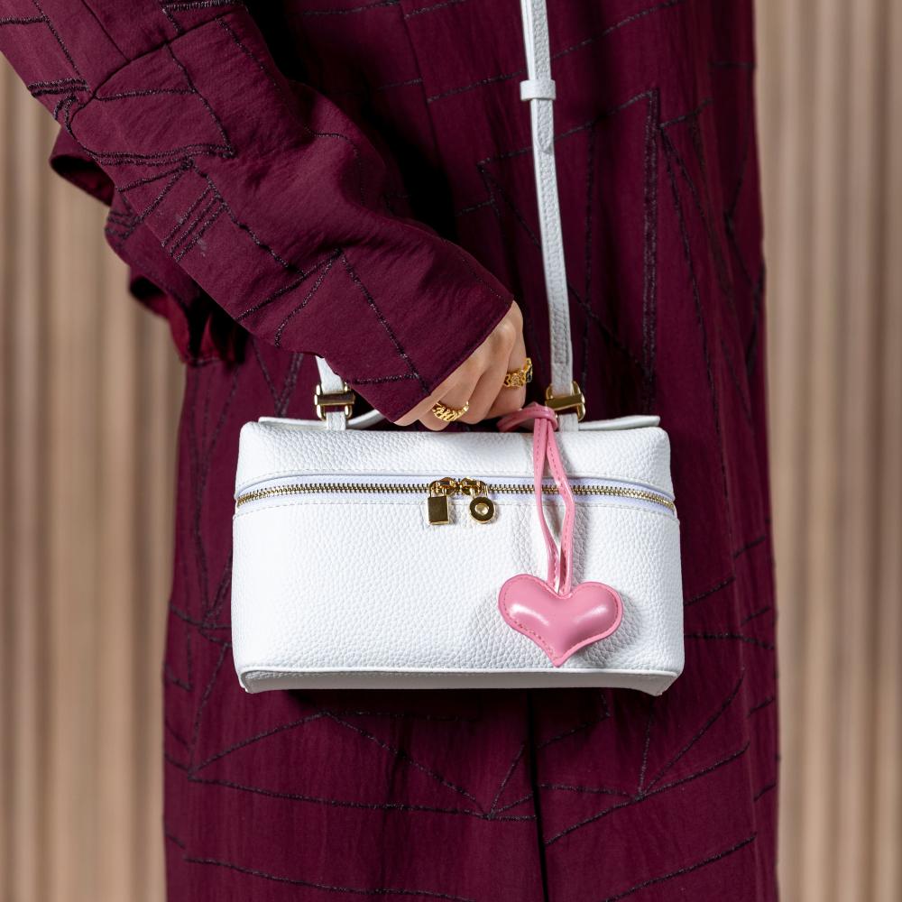 شنطة يومية بالوان مختلفة