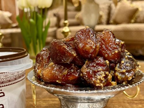 ونانه فاخرة (تعبئة يدوية ) الوزن 1.5 كجم (تقريباً)