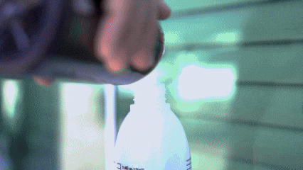 غرشة بلاستيك