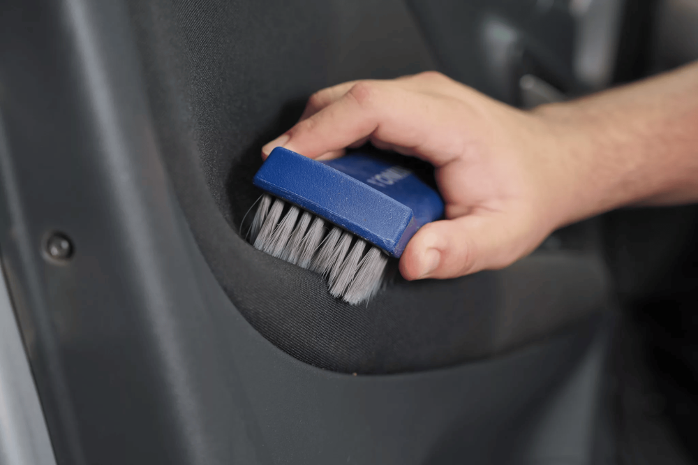 فرشاة تنظيف سيارات