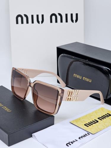 نظارة miu miu