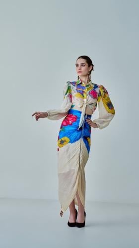 Blouse and skirt flowers code 1155