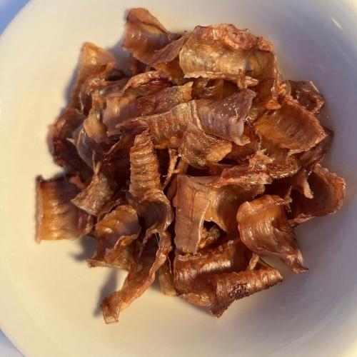 قطع صغيرة من قصبة الخروف