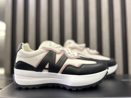 new balance حذاء نسائي