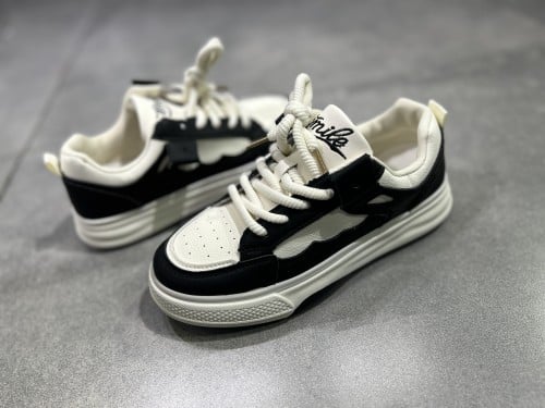 NGiY Sneaker 656