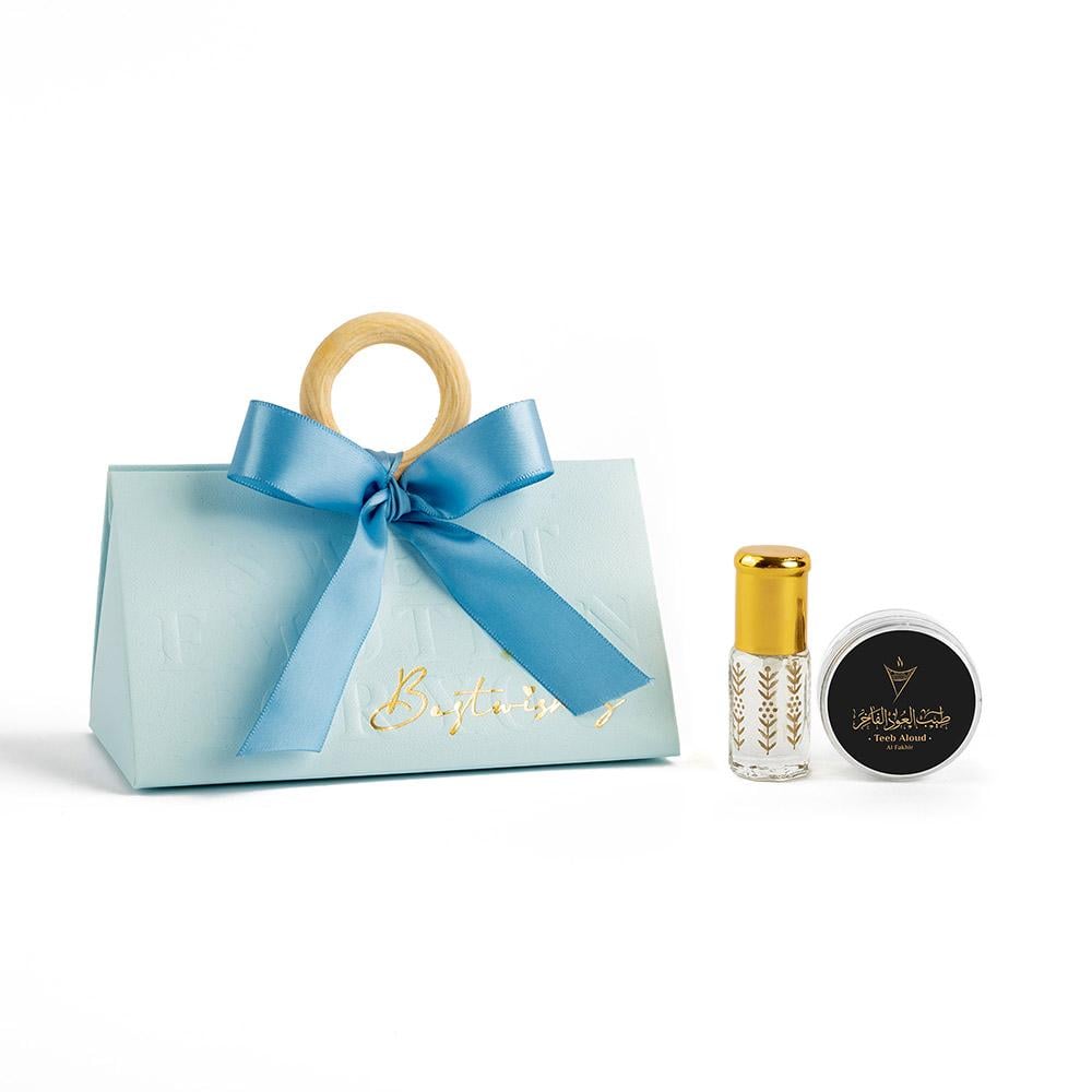 توزيعات مواليد مثلث سماوي تحتوي على عود ومسك