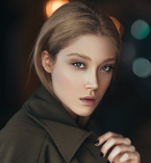 متاجر في جدة لبيع العدسات الشهرية