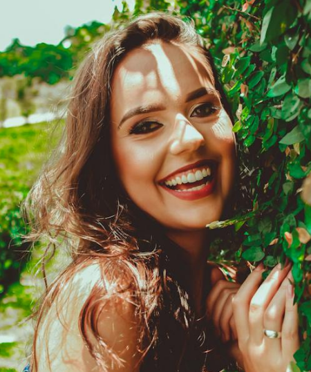 شراء عدسات عيون في الرياض 2024