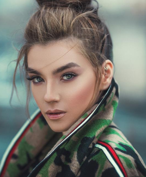 متجر غمزة لبيع العدسات الطبية