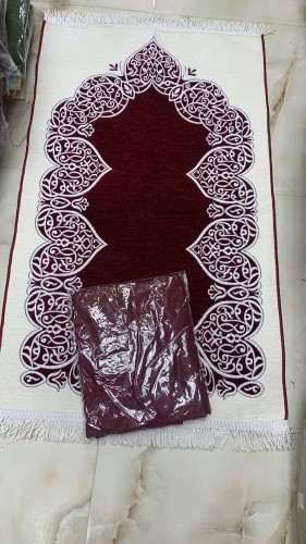 طقم جلال الصلاة قطن تركي بارد + مع سجادته الخاصة....