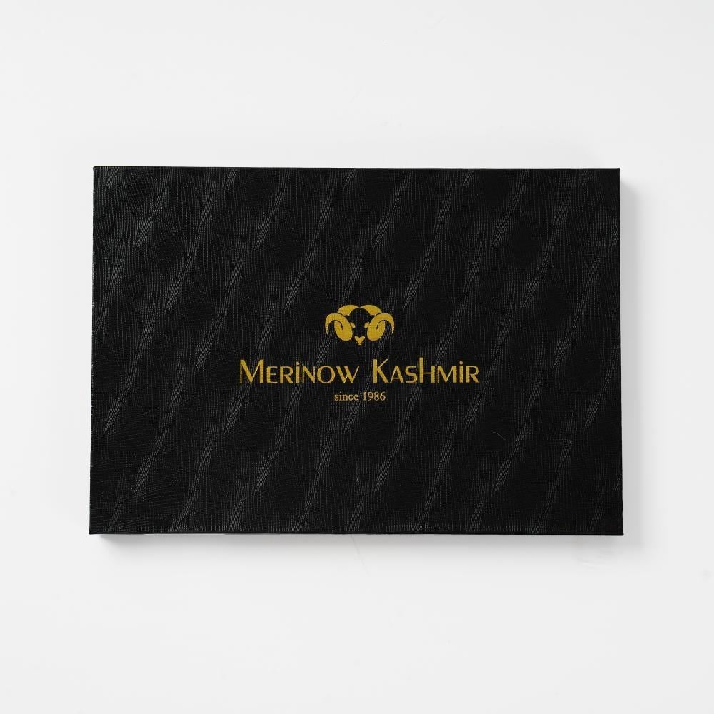 غترة ميرينو كشمير الشتوية أصدار 2025 لون رصاصي فاتح