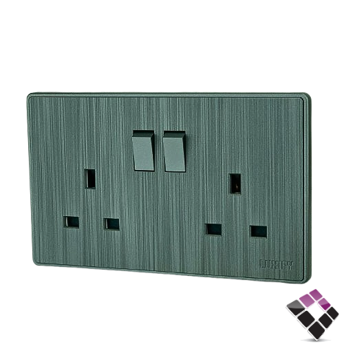 فيش مع مفتاح مجوز LUXIFY صيني 7*14 لون فضي سلفر عريض م/ بيانو 13A رقم 23600016