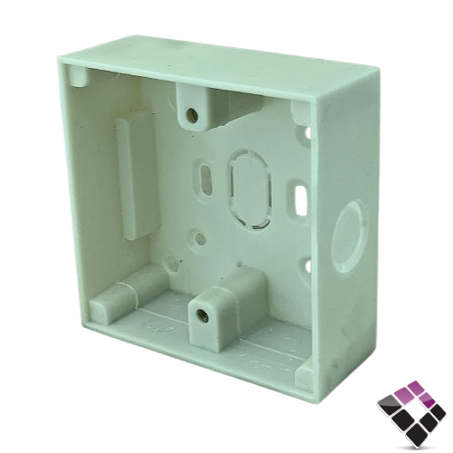 علبة بلاستيك NAJWA لون أبيض 7×7