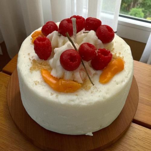 كيك المانجا والتوت